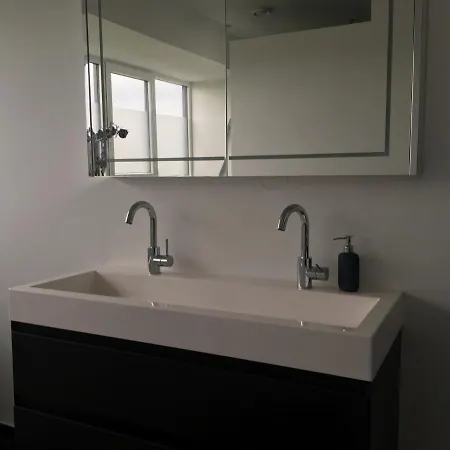 Slaapplaatsen 2-4 Personen Voor Bezoek Dtrh Quarto em Acomodações Particulares *