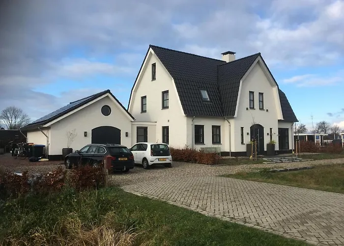 Slaapplaatsen 2-4 Personen Voor Bezoek Dtrh