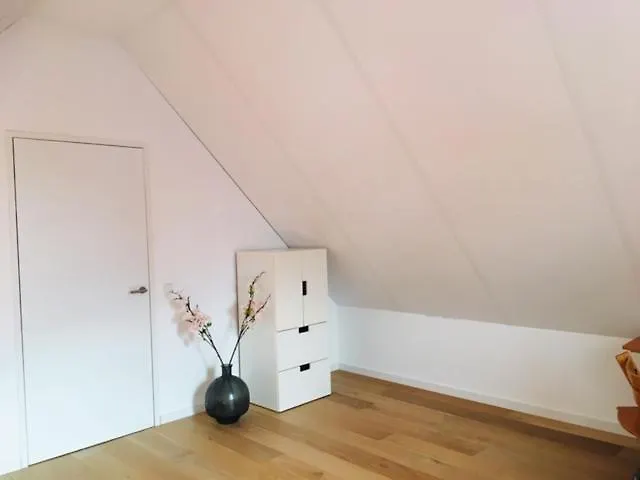 Slaapplaatsen 2-4 Personen Voor Bezoek Dtrh